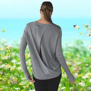 Lululemon Bring It Backbend Sweater in Heathered Medium Grey Sz 6